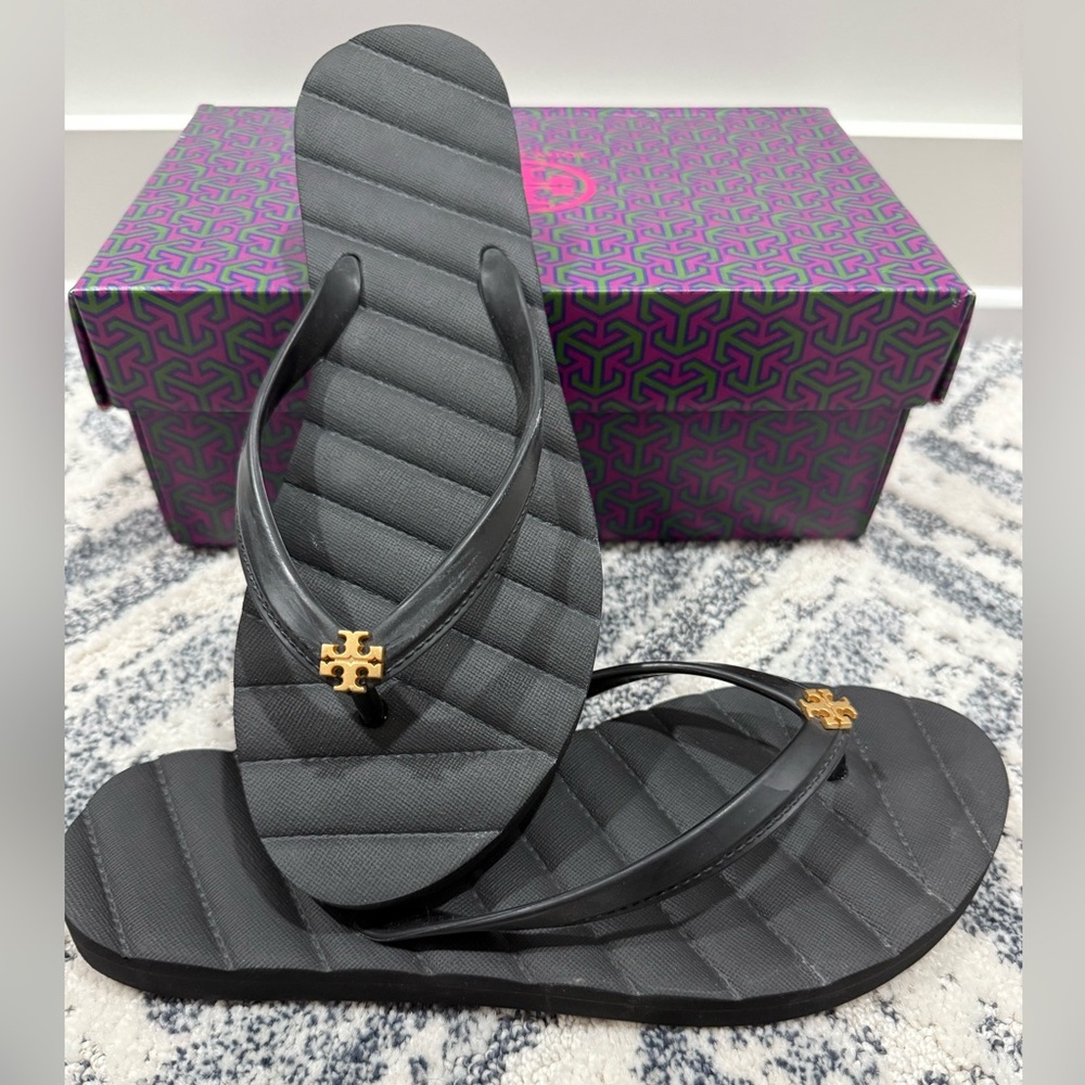 Tory Burch Flip Flops: Black